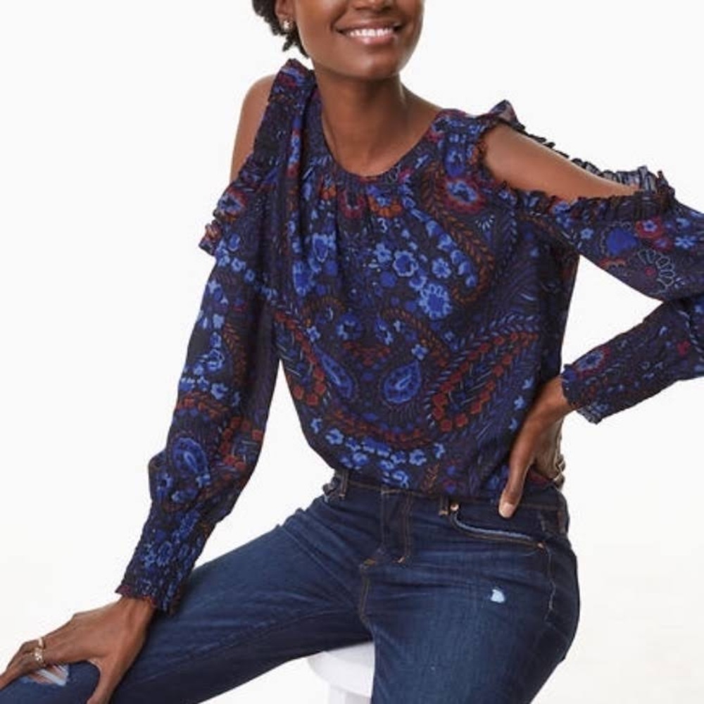 Like new LOFT paisley cold shoulder floral shirt